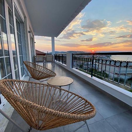 Villa Eleni Greece - Wonderful Sea View Studios Nea Roda Esterno foto
