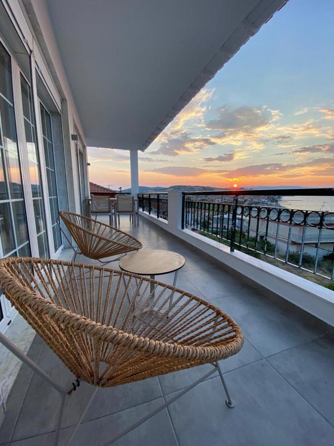 Villa Eleni Greece - Wonderful Sea View Studios Nea Roda Esterno foto