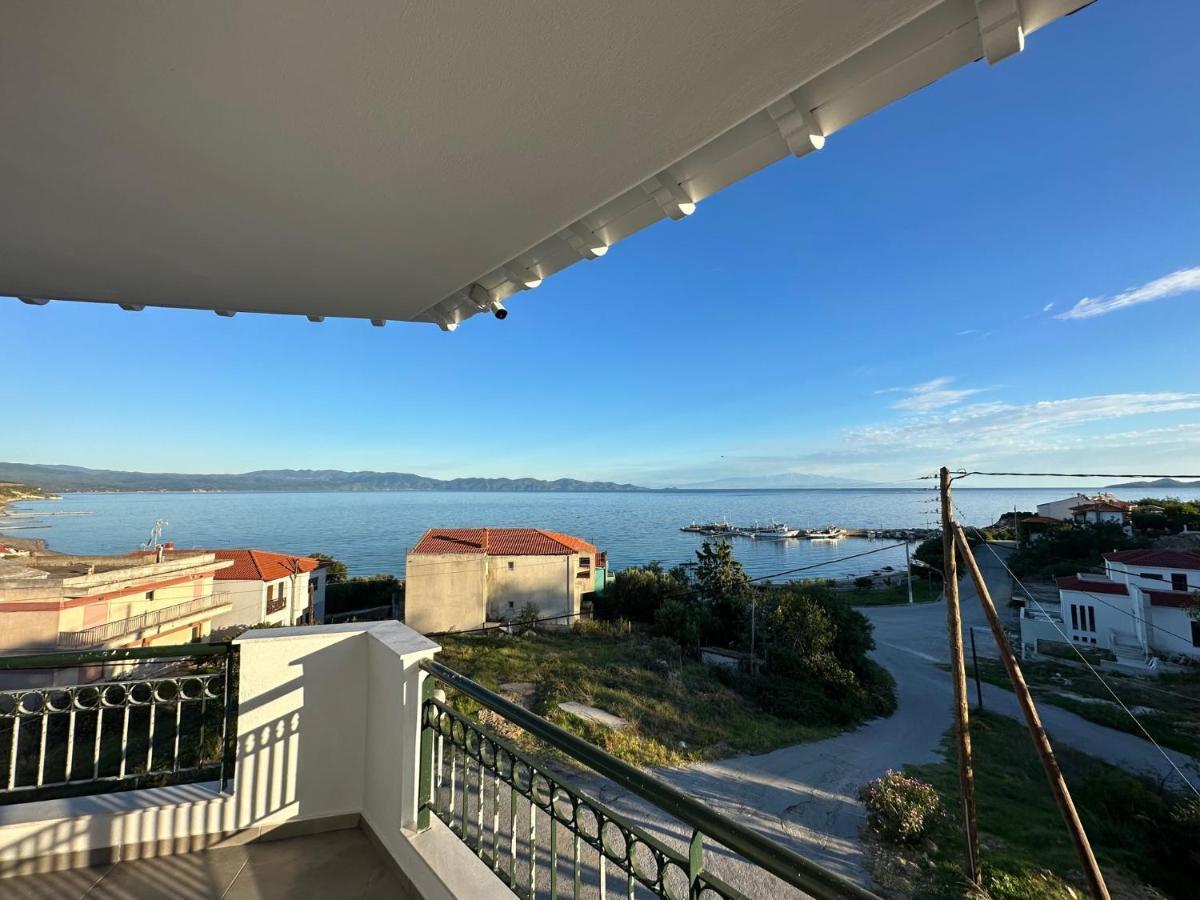 Villa Eleni Greece - Wonderful Sea View Studios Nea Roda Esterno foto