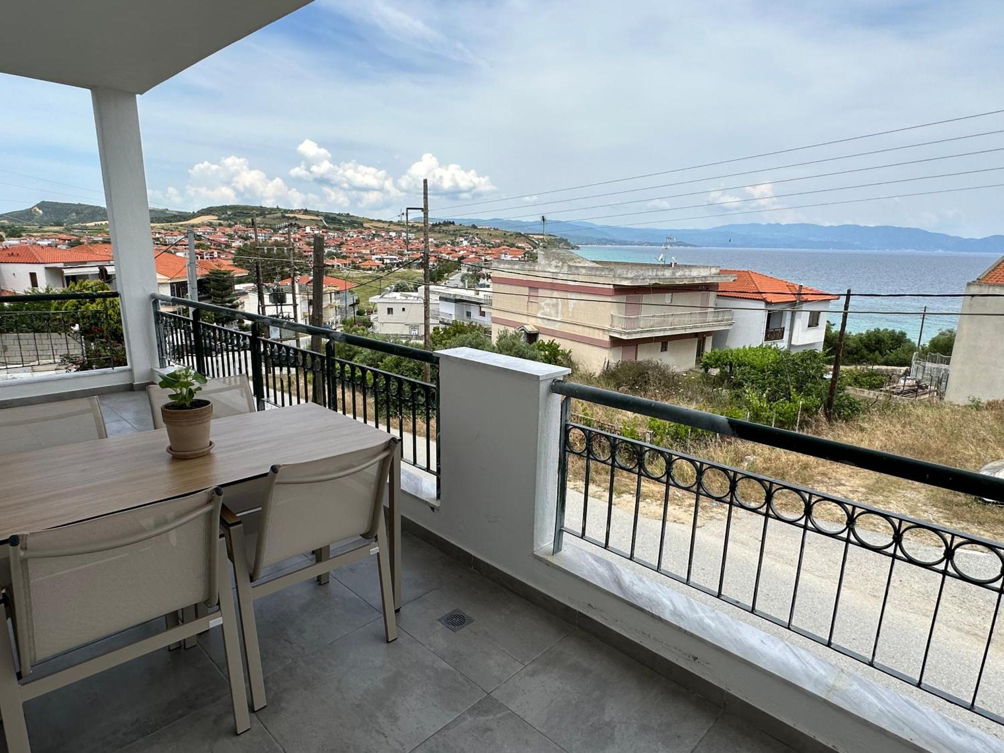 Villa Eleni Greece - Wonderful Sea View Studios Nea Roda Esterno foto