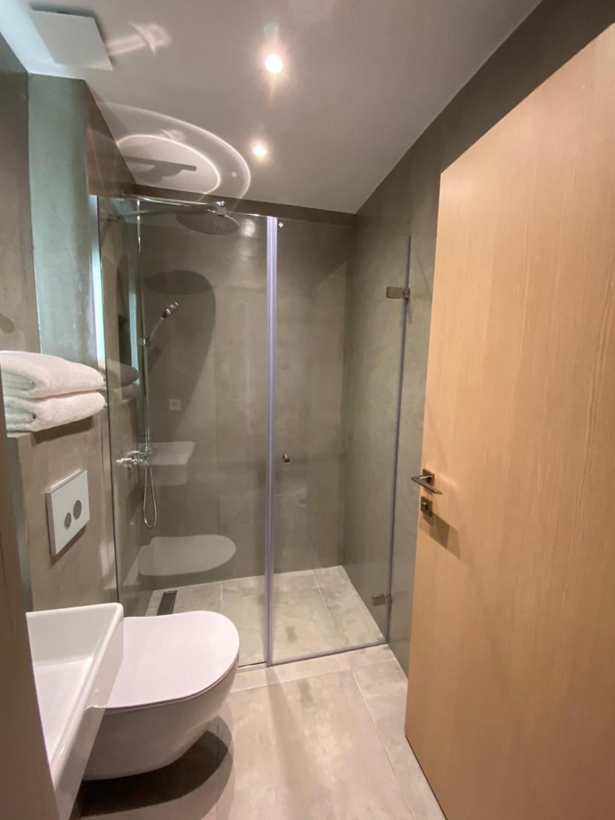 Villa Eleni Greece - Wonderful Sea View Studios Nea Roda Esterno foto